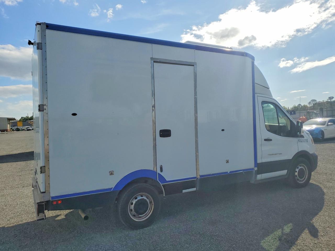 2021 Ford Transit Delivery Truck - Image 3