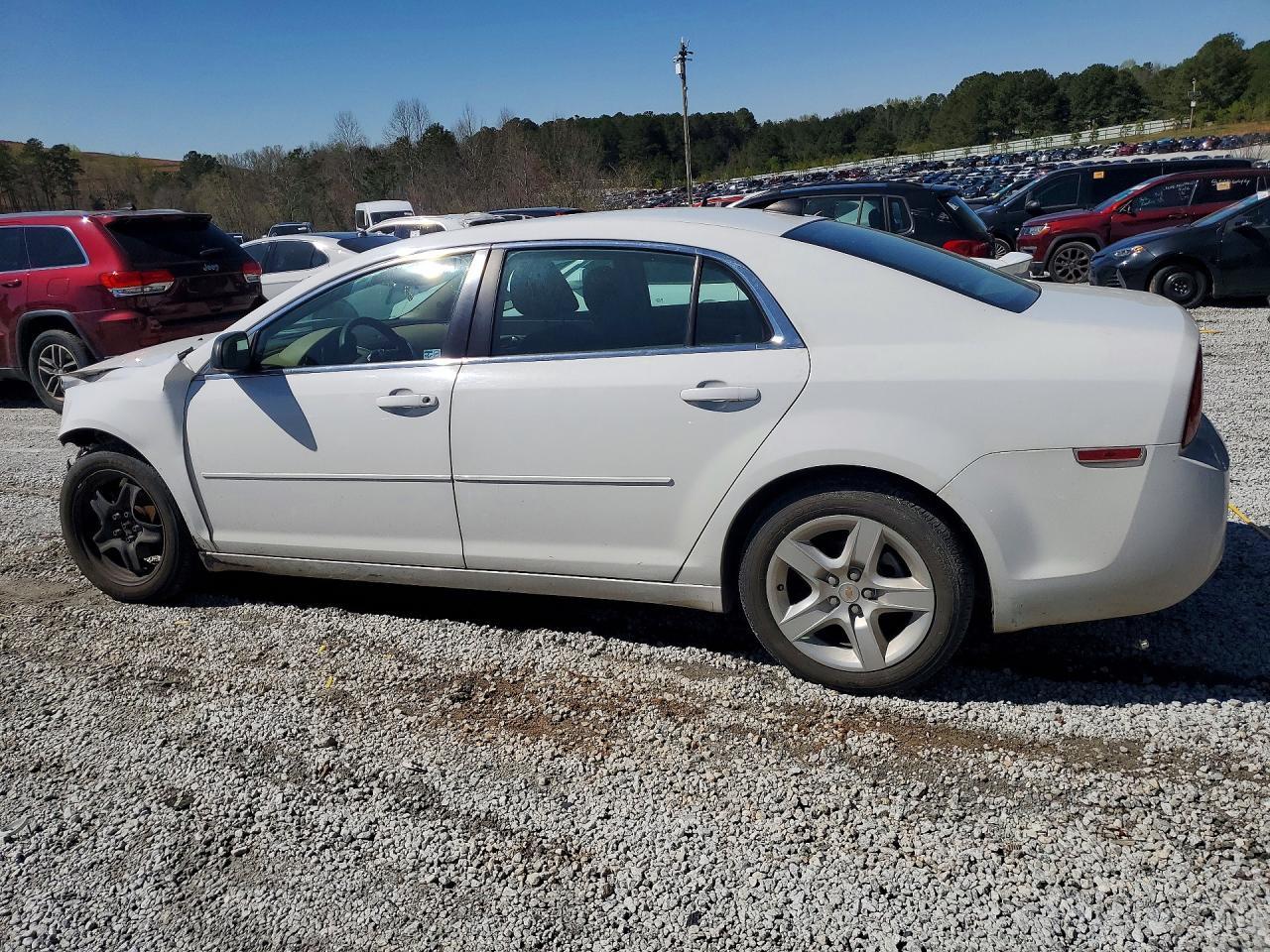 2012 Chevrolet Malibu Ls - Фото 2