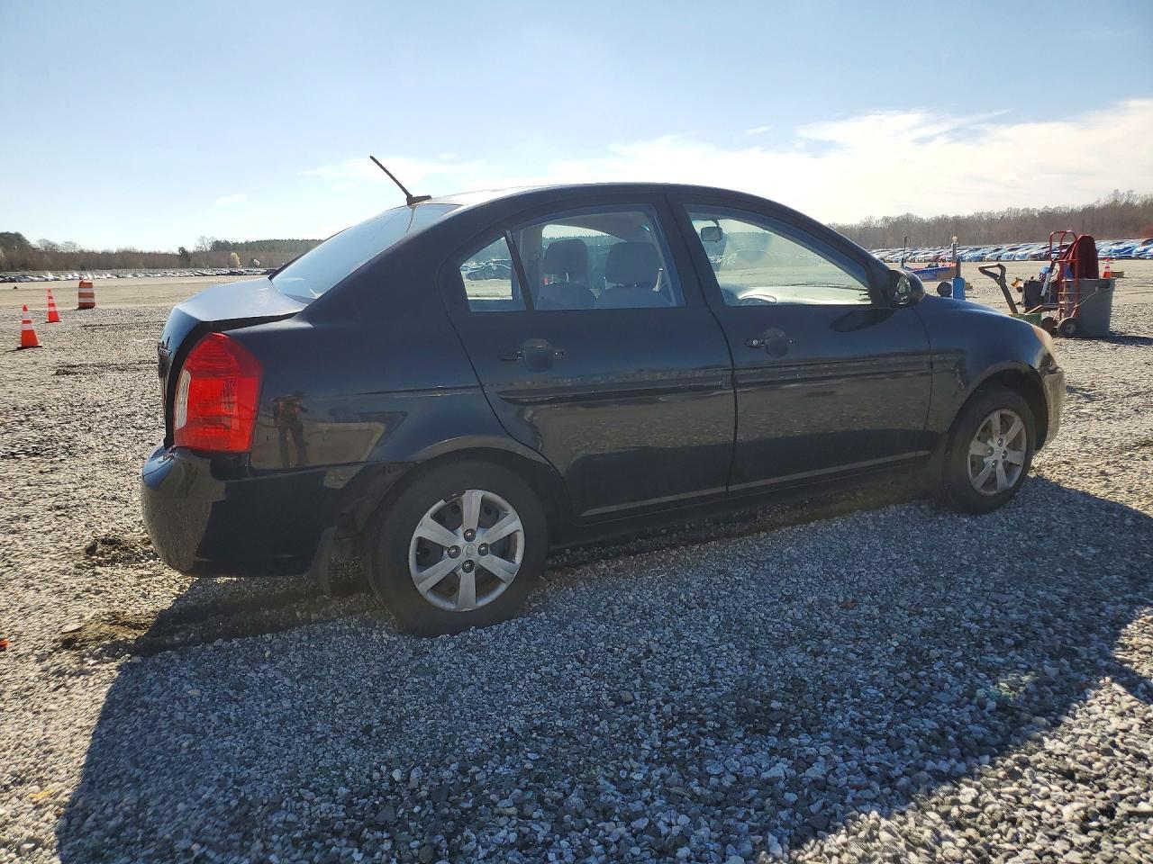 2008 Hyundai Accent Gls - Image 3