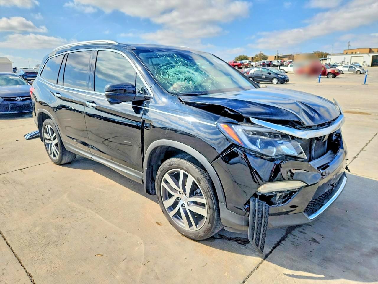 2016 Honda Pilot Touring - Image 4