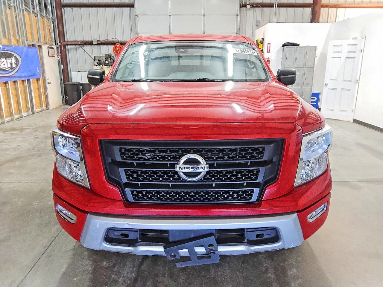 2022 Nissan Titan S - Фото 5
