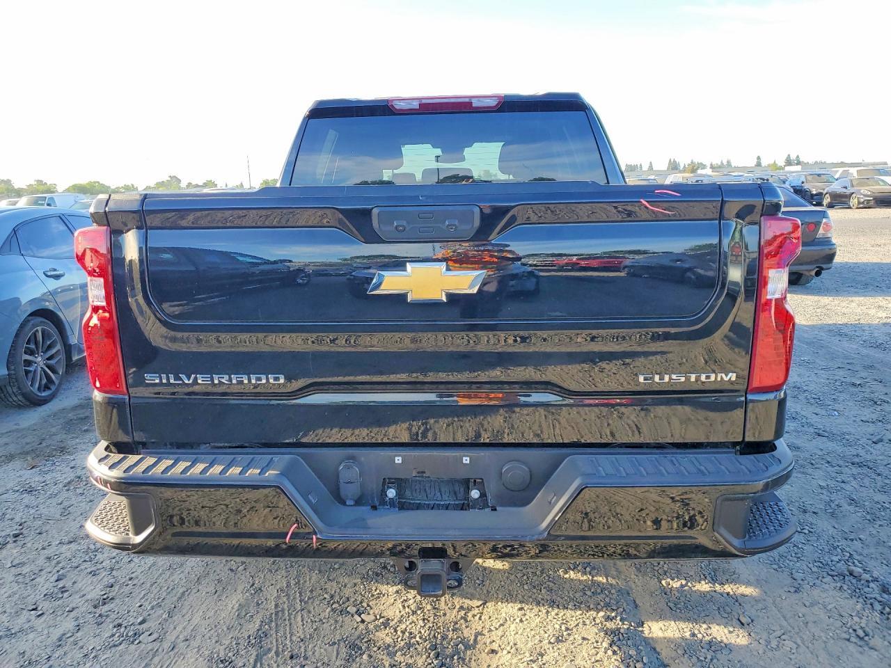 2025 Chevrolet Silverado K1500 Custom - Фото 6