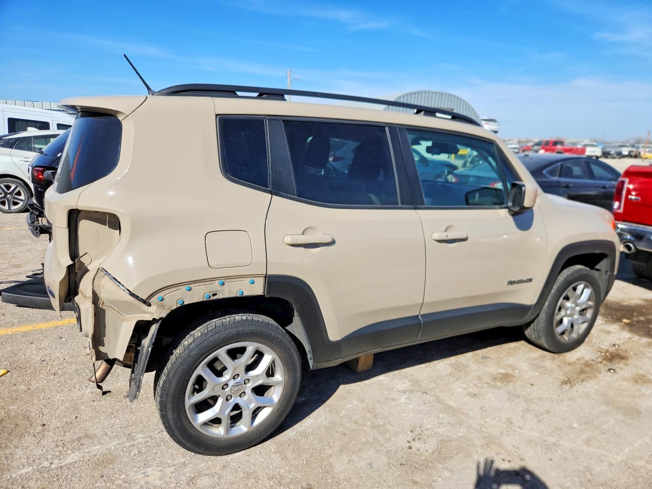 2016 Jeep Renegade Latitude - Фото 3