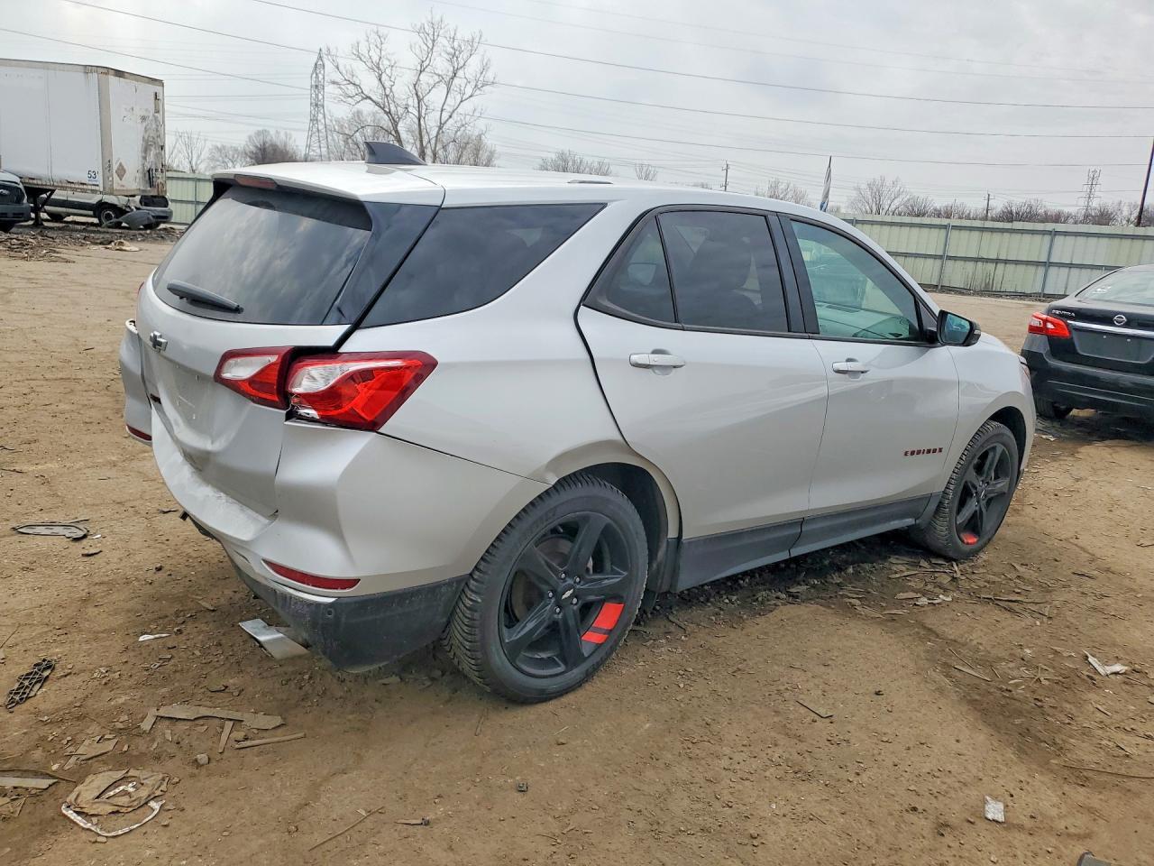2019 Chevrolet Equinox Lt - Image 3