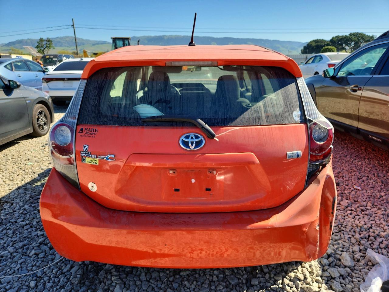 2014 Toyota Prius C Two - Image 6