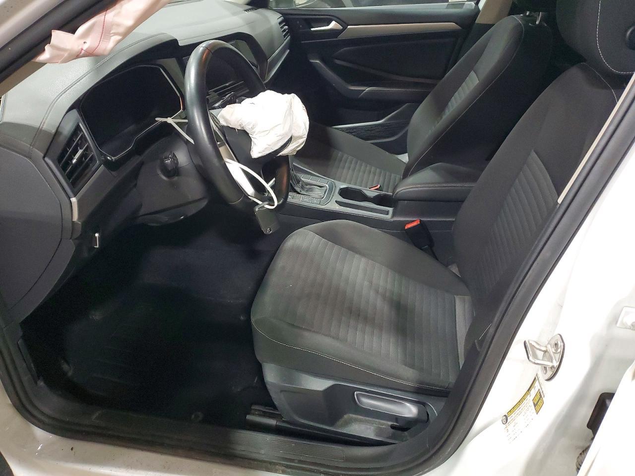 2022 Volkswagen Jetta S - Фото 7