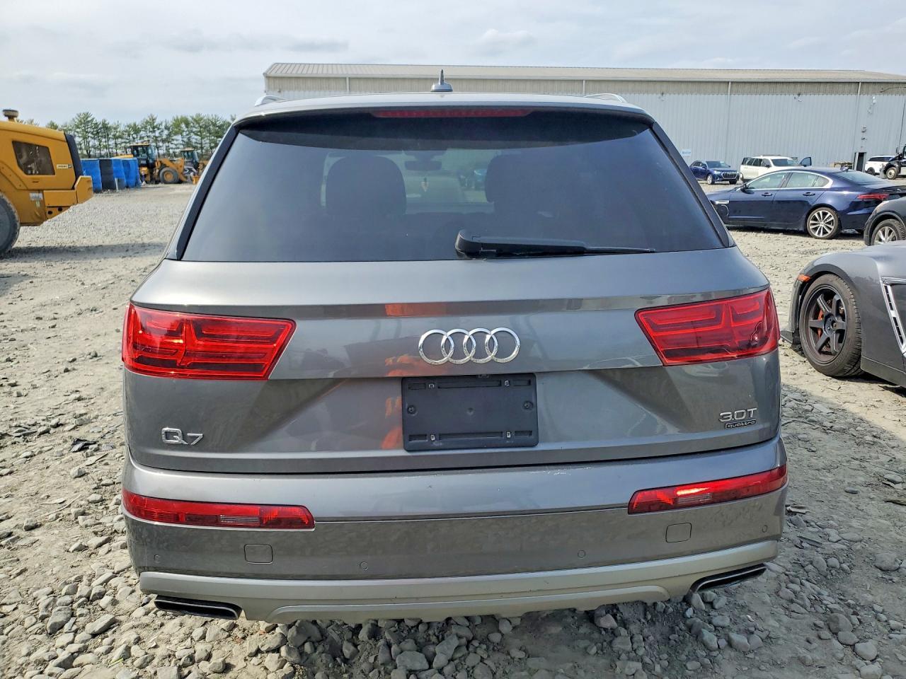 2017 Audi Q7 Premium Plus - Image 6