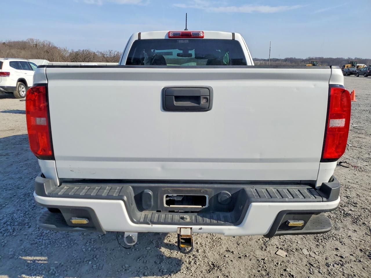 2017 Chevrolet Colorado - Image 6