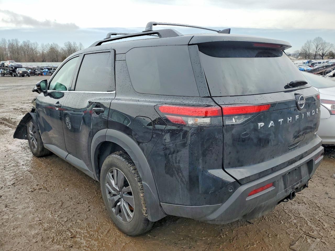 2025 Nissan Pathfinder Sv - Image 2