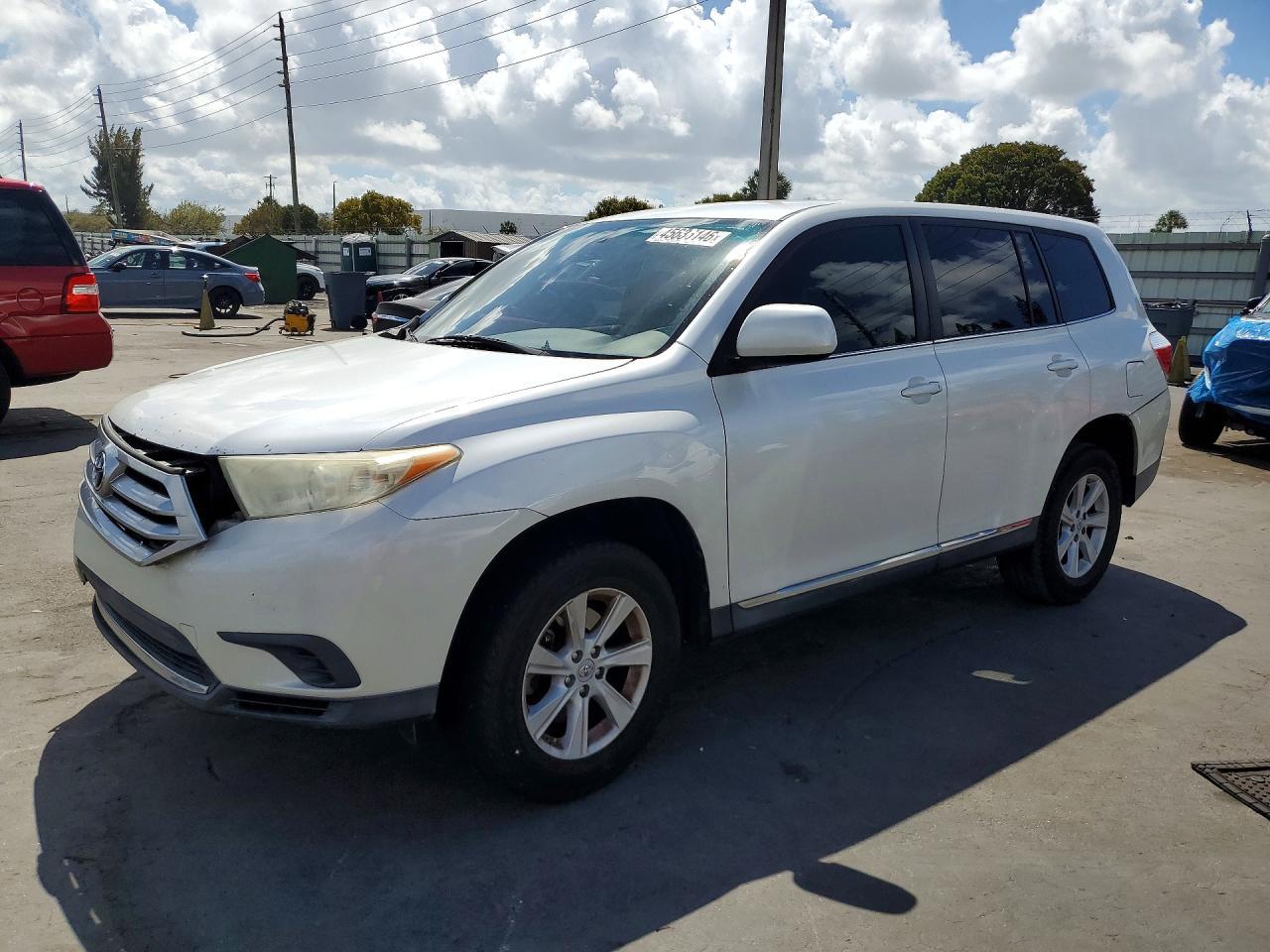 2012 Toyota Highlander Base