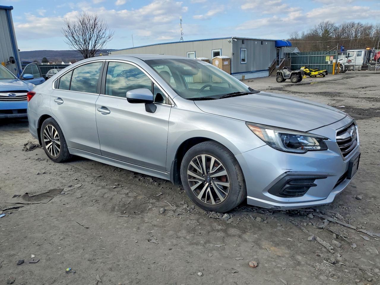 2019 Subaru Legacy - Фото 4