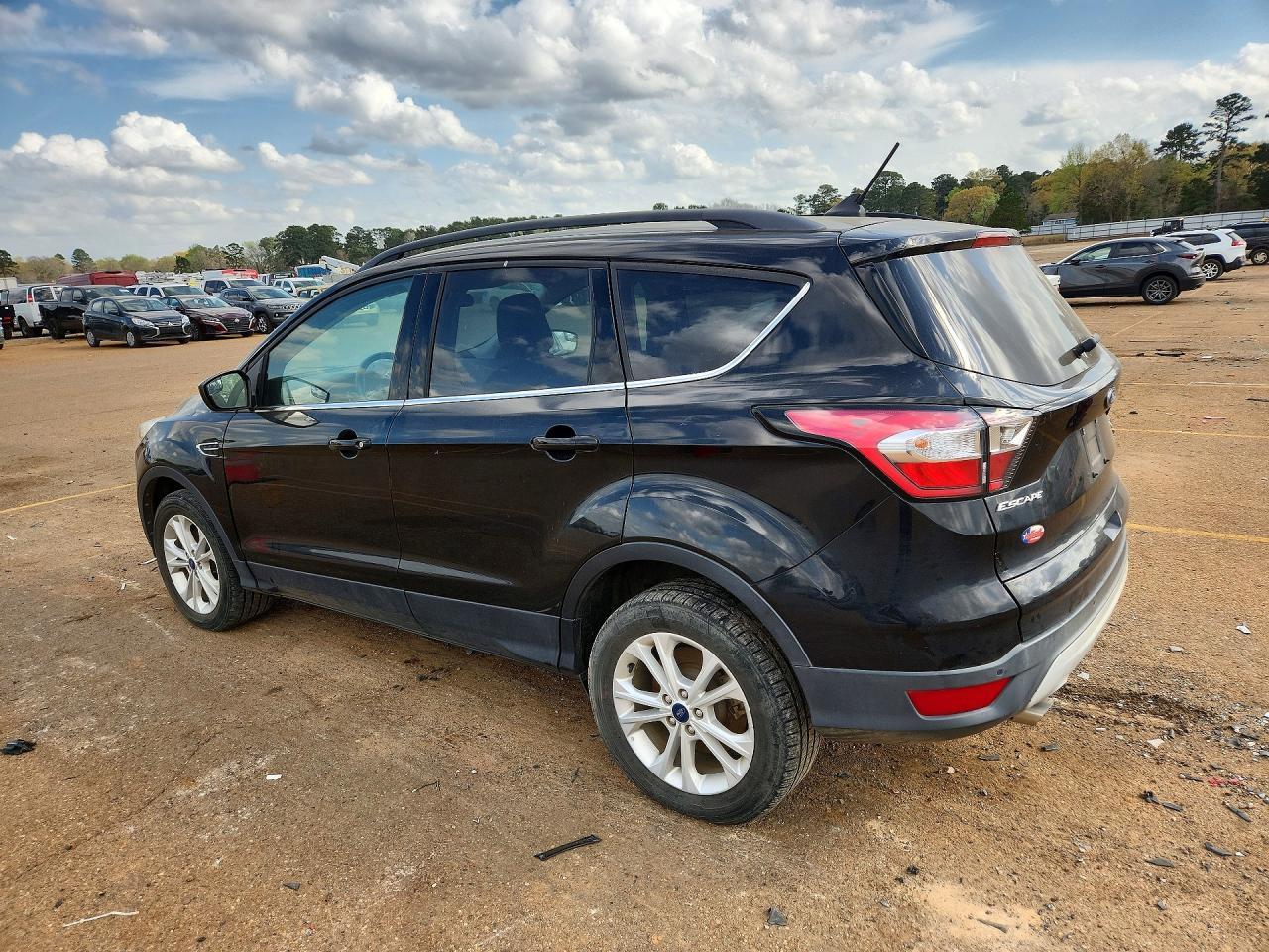 2018 Ford Escape Sel - Фото 2