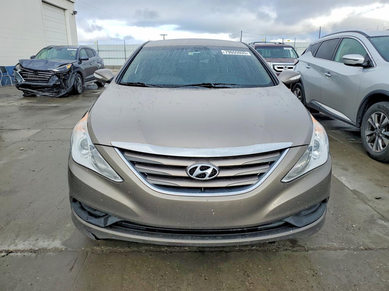 2014 Hyundai Sonata Gls - Image 5