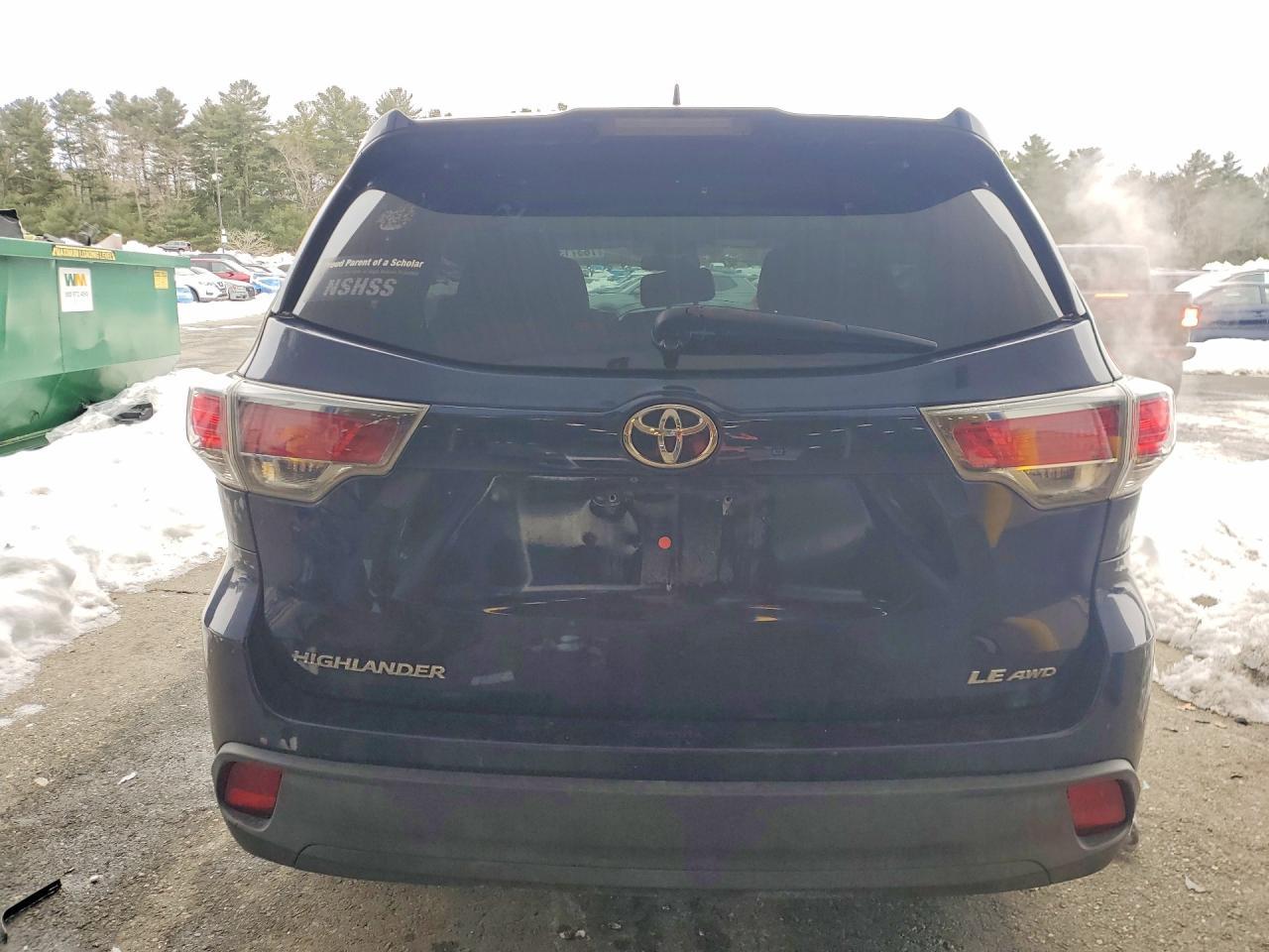 2015 Toyota Highlander Le - Фото 6