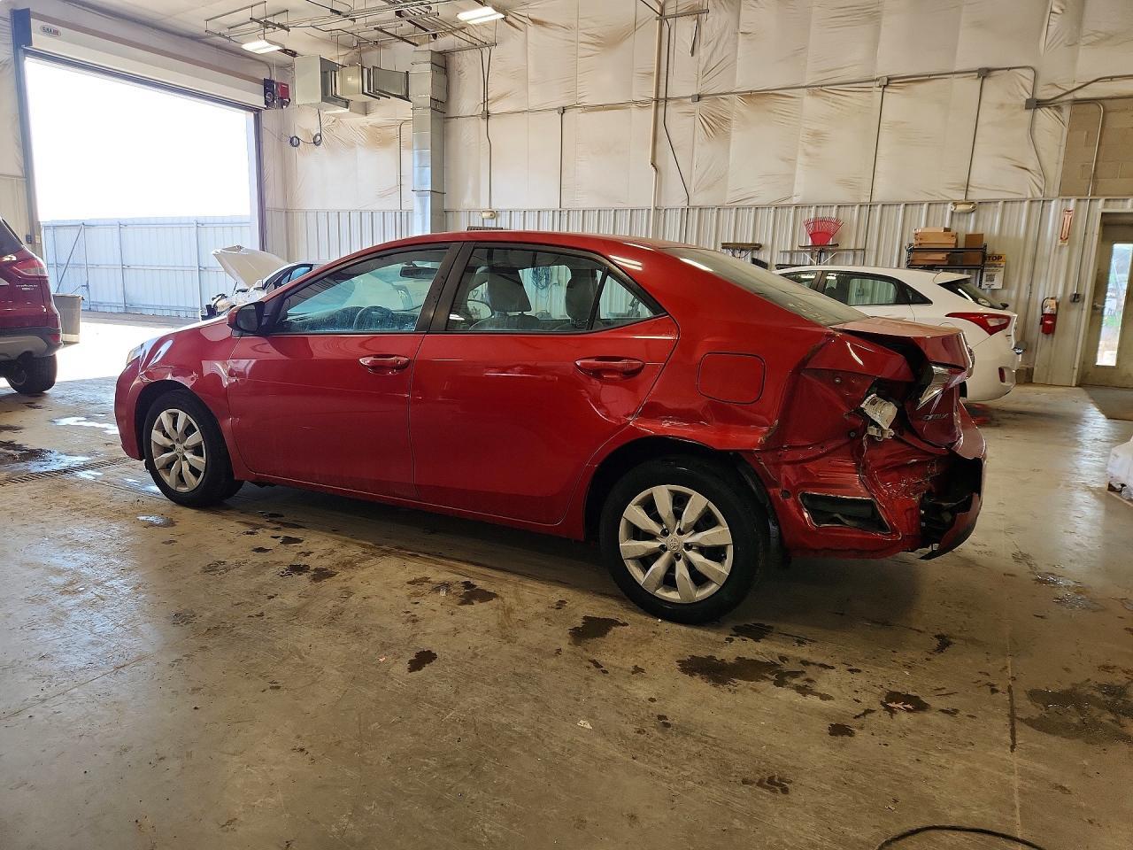 2014 Toyota Corolla L - Фото 2