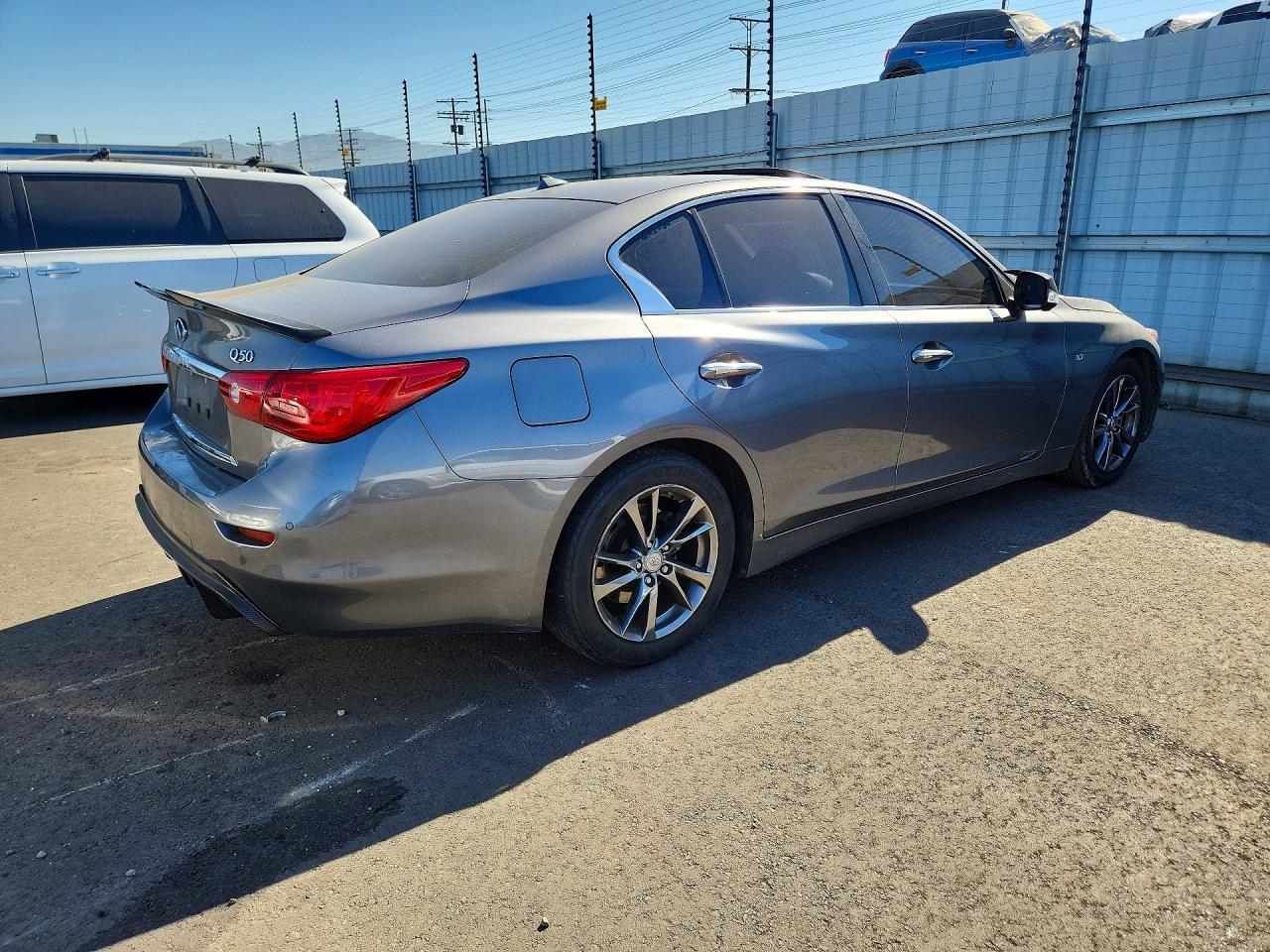 2015 Infiniti Q50 Premium - Фото 3
