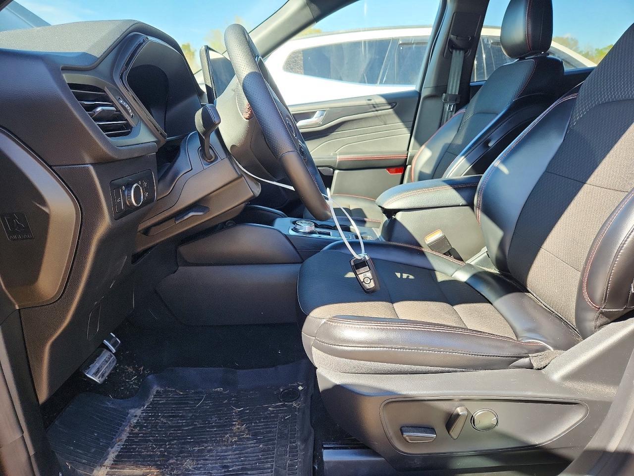 2024 Ford Escape St Line - Image 7