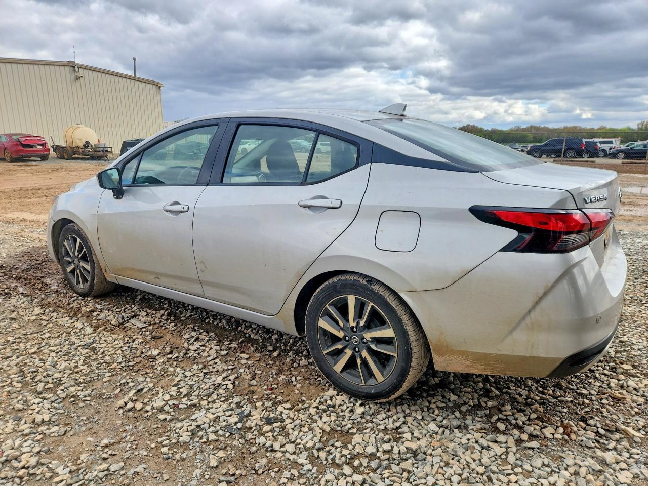 2021 Nissan Versa Sv - Фото 2