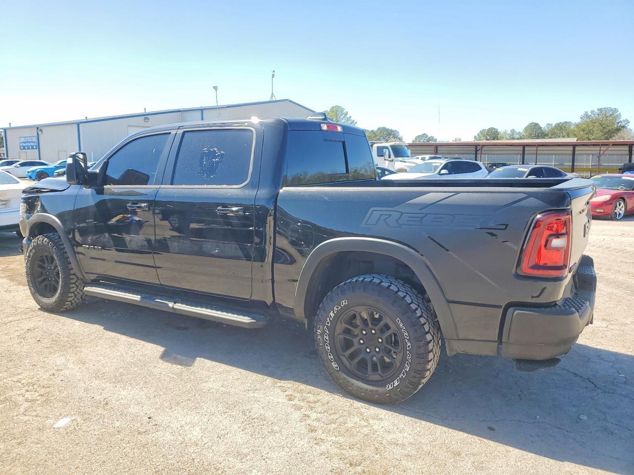 2025 Ram 1500 Rebel - Фото 2