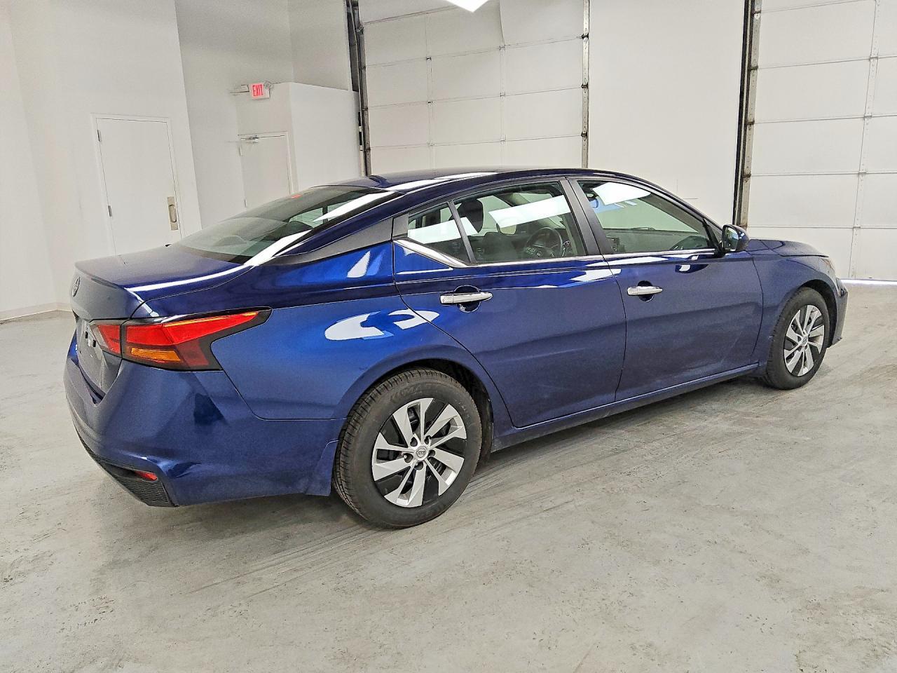 2023 Nissan Altima 2.5 S - Image 3