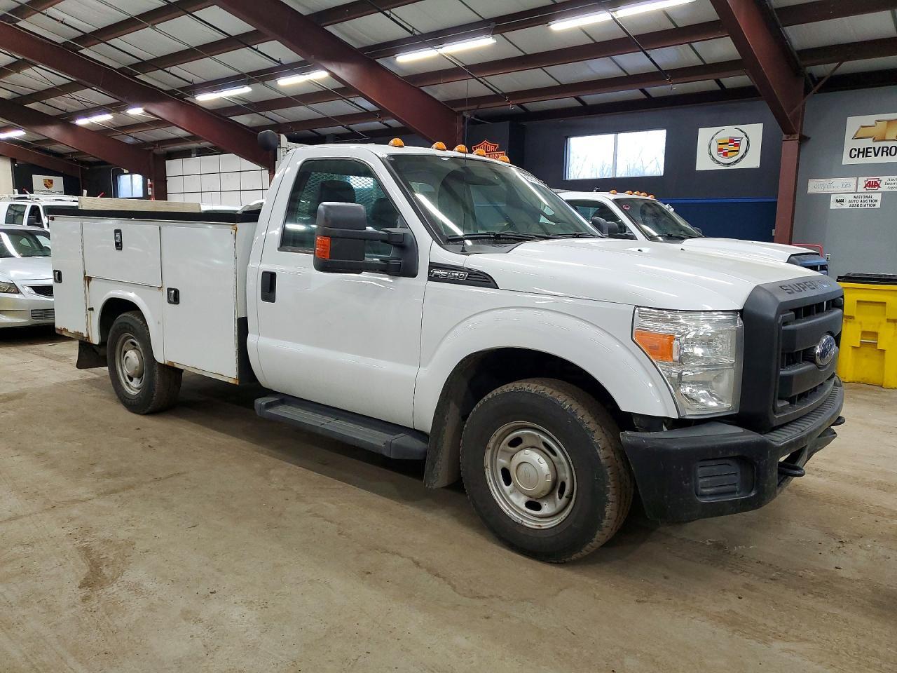 2015 Ford F350 Super Duty - Фото 4