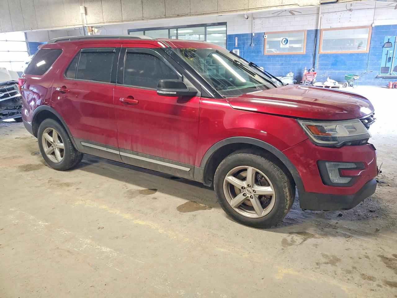 2017 Ford Explorer Xlt - Фото 4