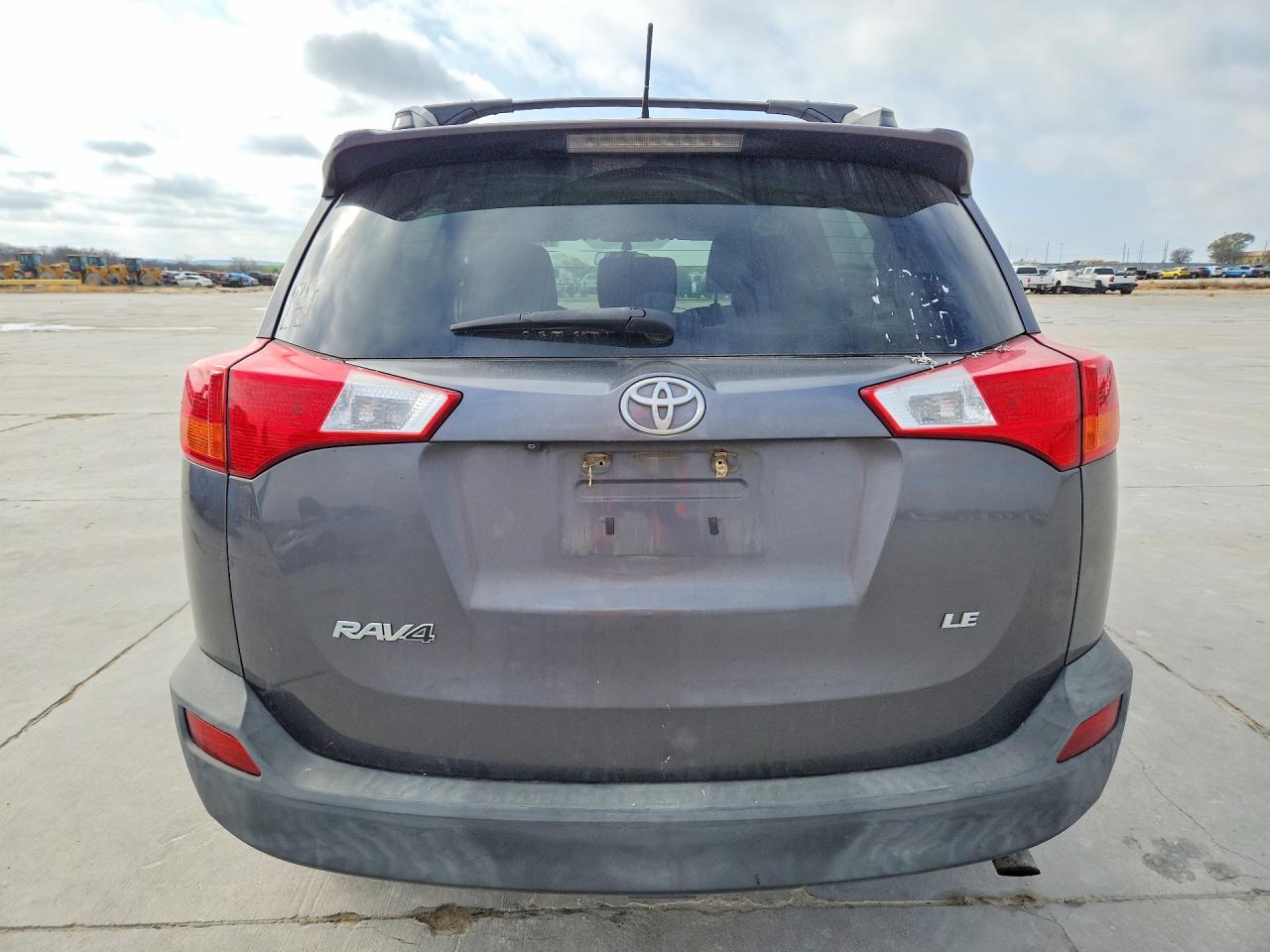 2015 Toyota Rav4 Le - Фото 6