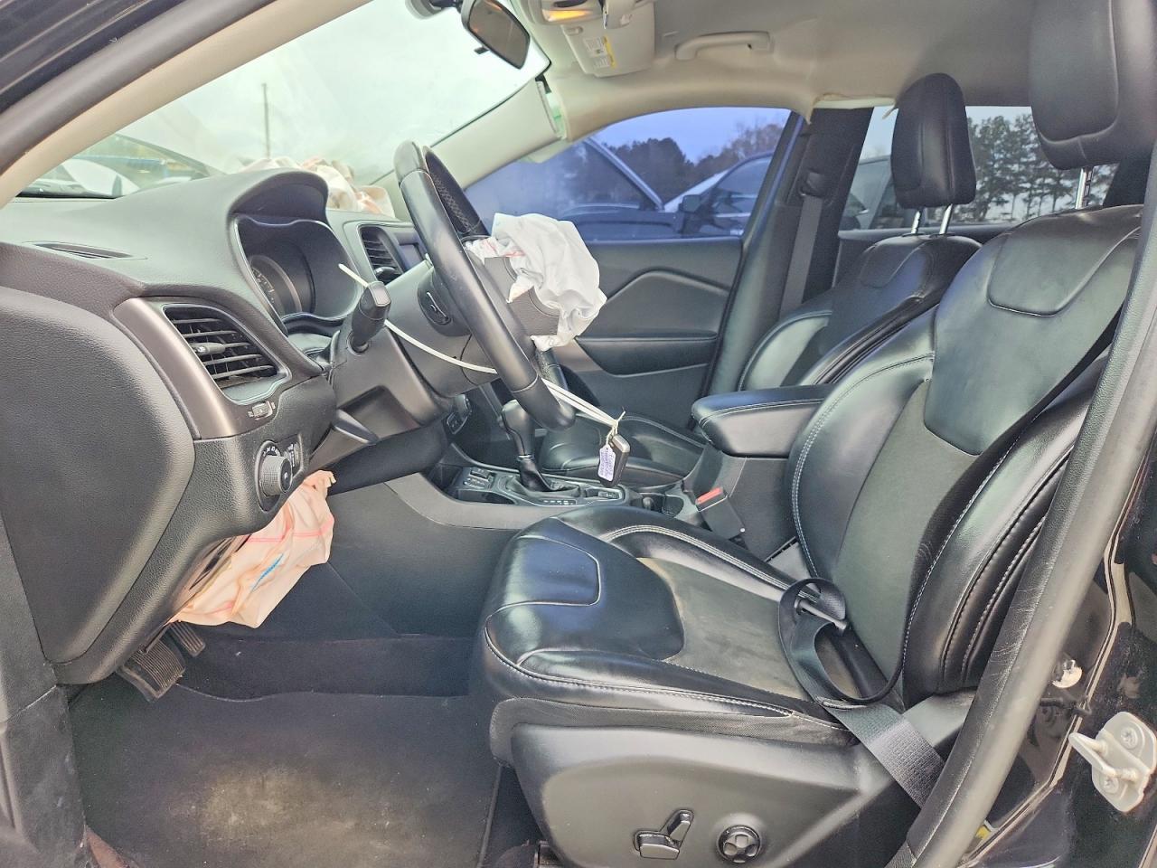 2019 Jeep Cherokee Latitude Plus - Фото 7