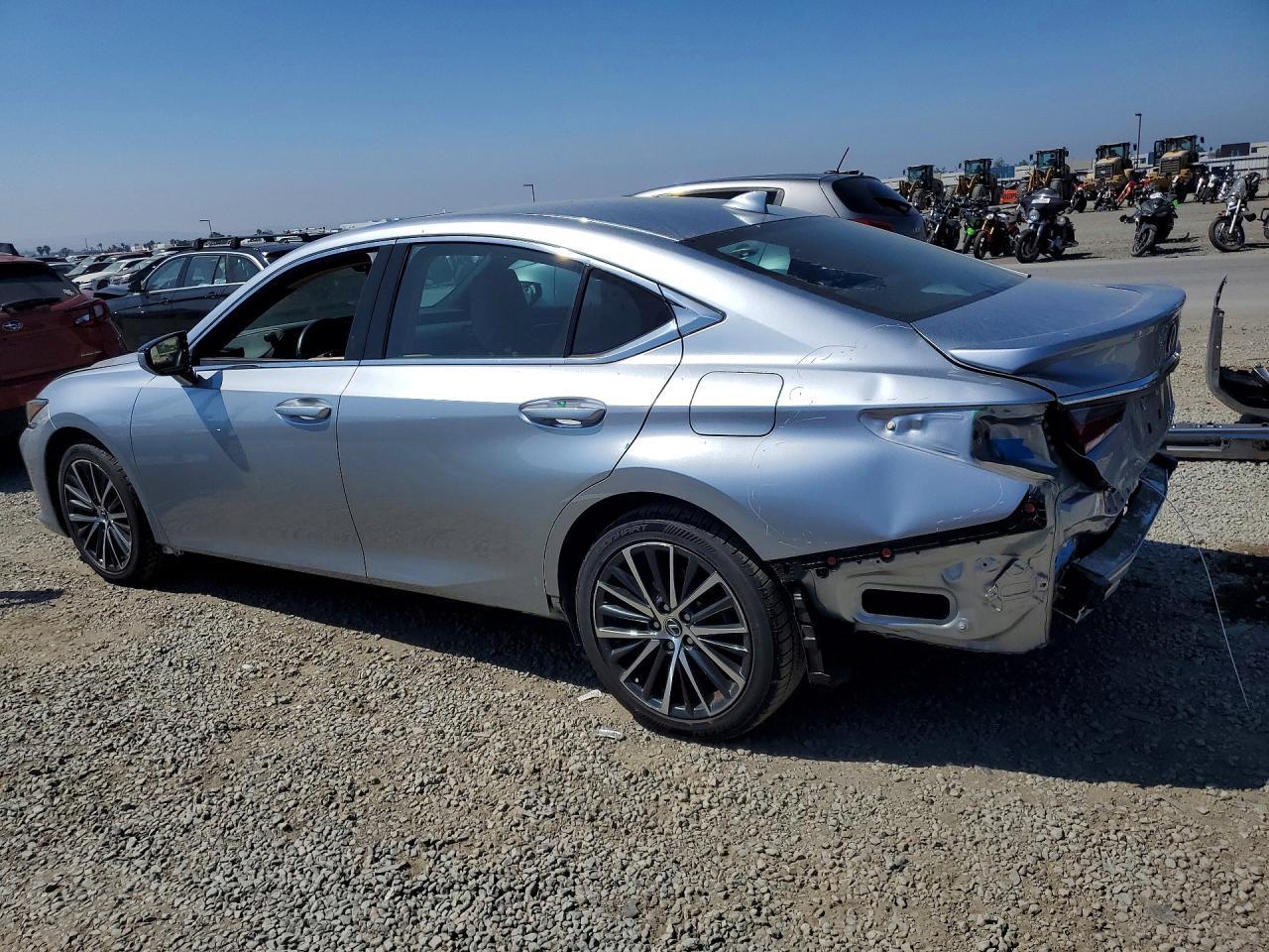 2023 Lexus Es 300H Base - Фото 2