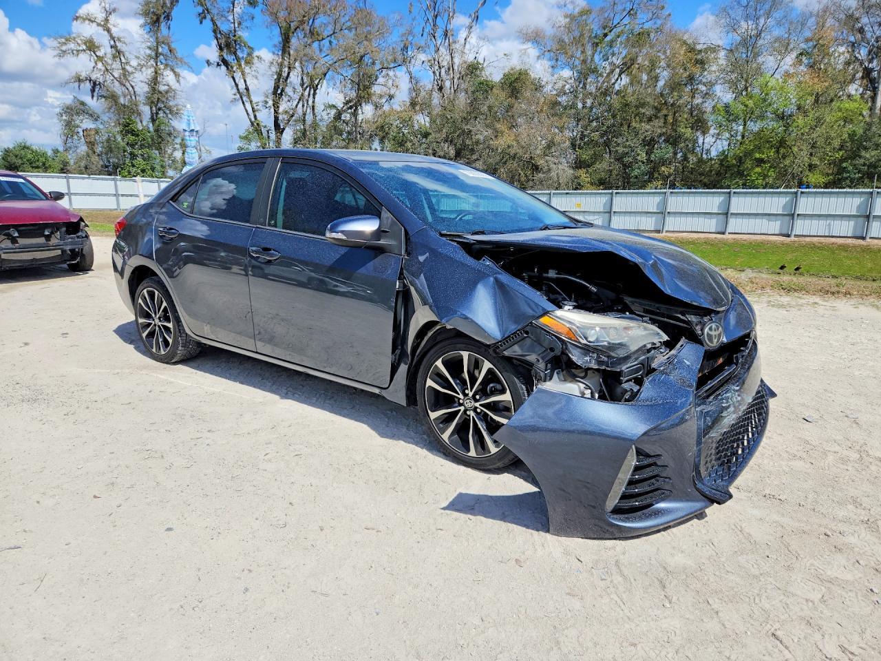 2017 Toyota Corolla Se - Фото 4