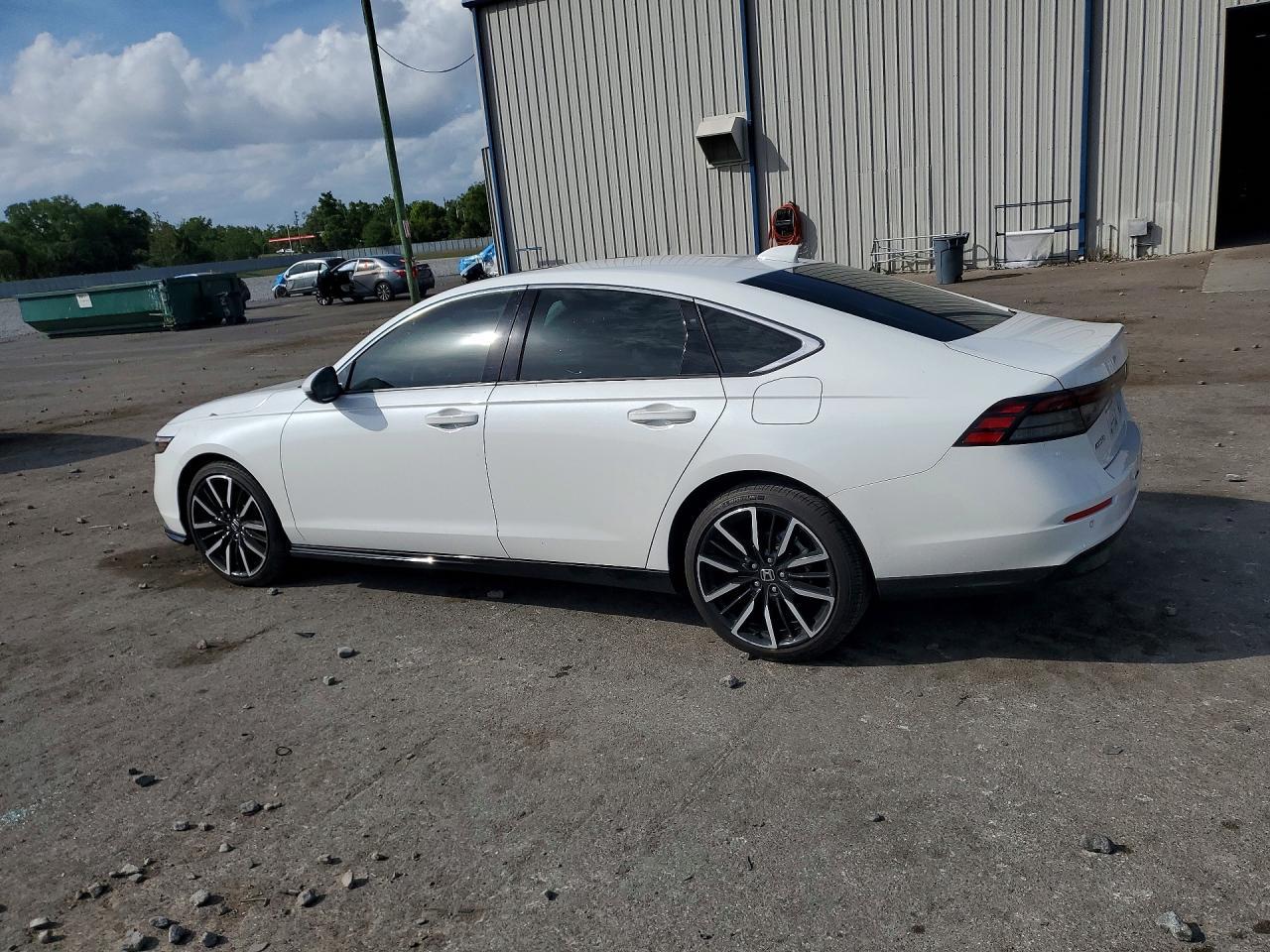2024 Honda Accord Touring Hybrid - Image 2