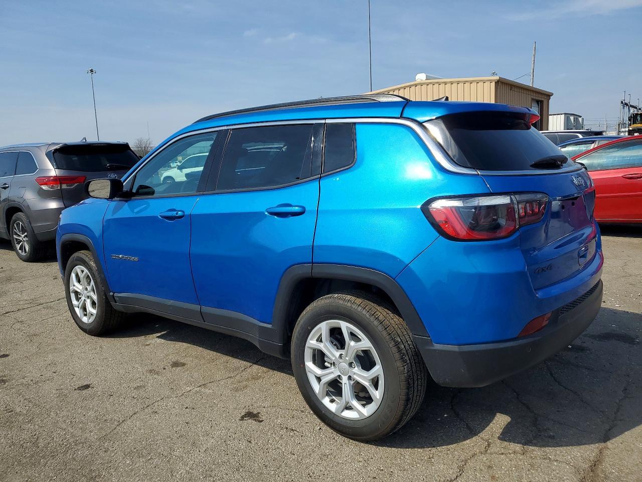 2024 Jeep Compass Latitude - Фото 2