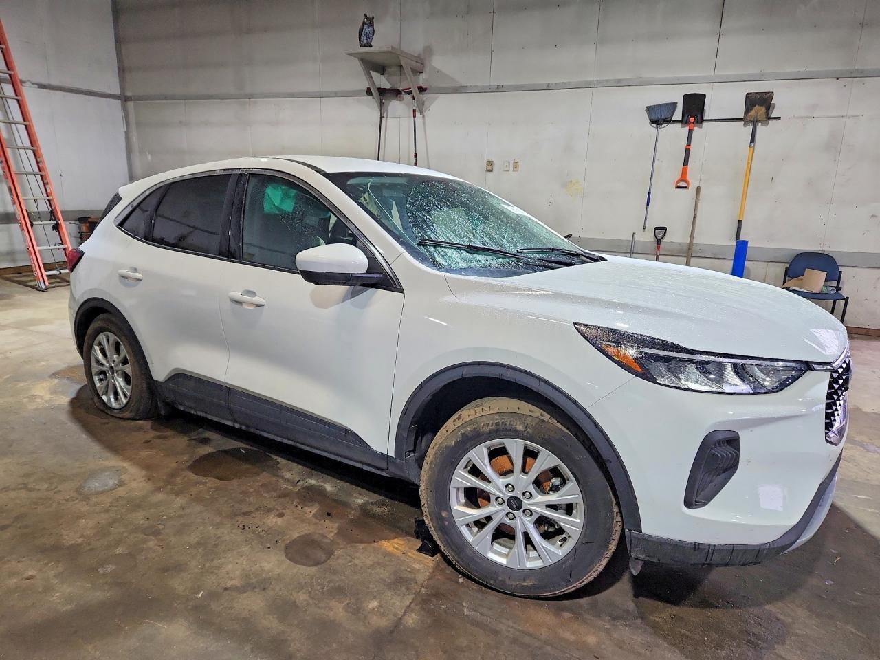 2023 Ford Escape Active - Image 4