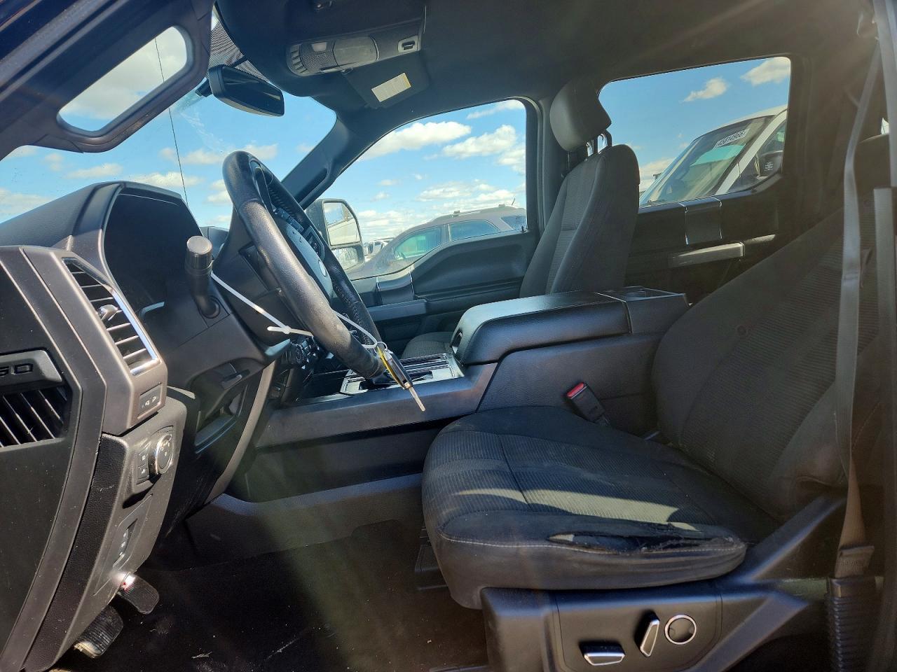 2016 Ford F150 Supercrew - Фото 7