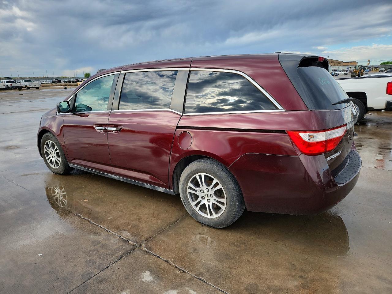 2011 Honda Odyssey Exl - Фото 2