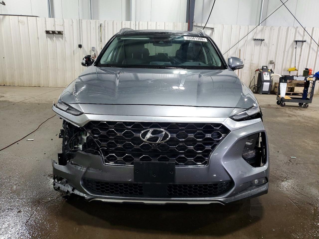 2019 Hyundai Santa Fe Ultimate 2.4L - Image 5
