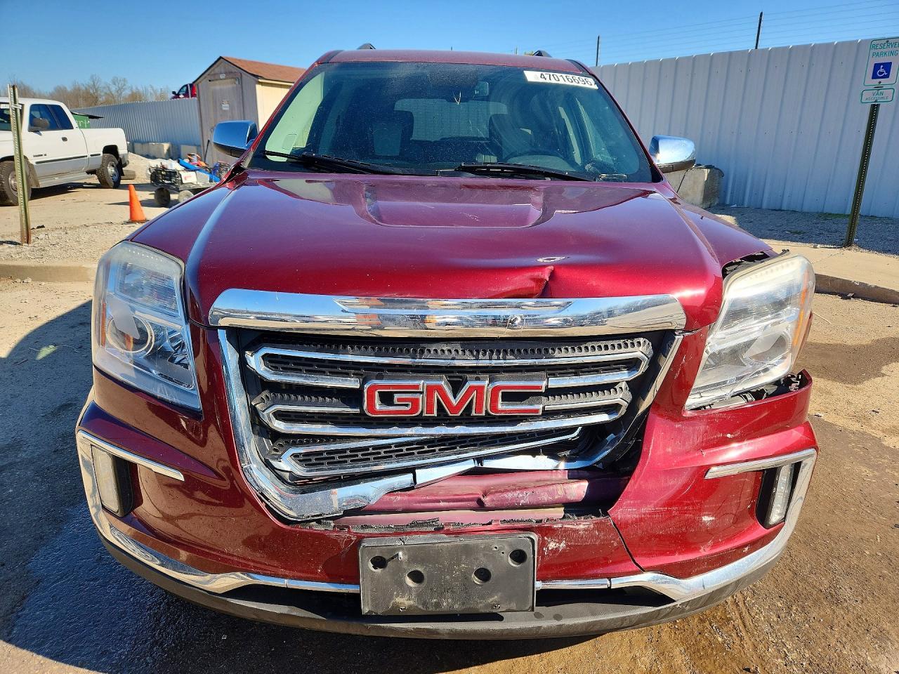2017 GMC Terrain - Image 5