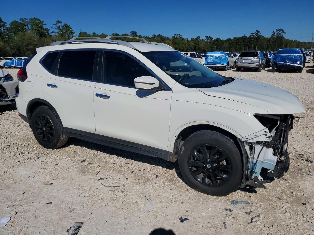 2019 Nissan Rogue S - Фото 4