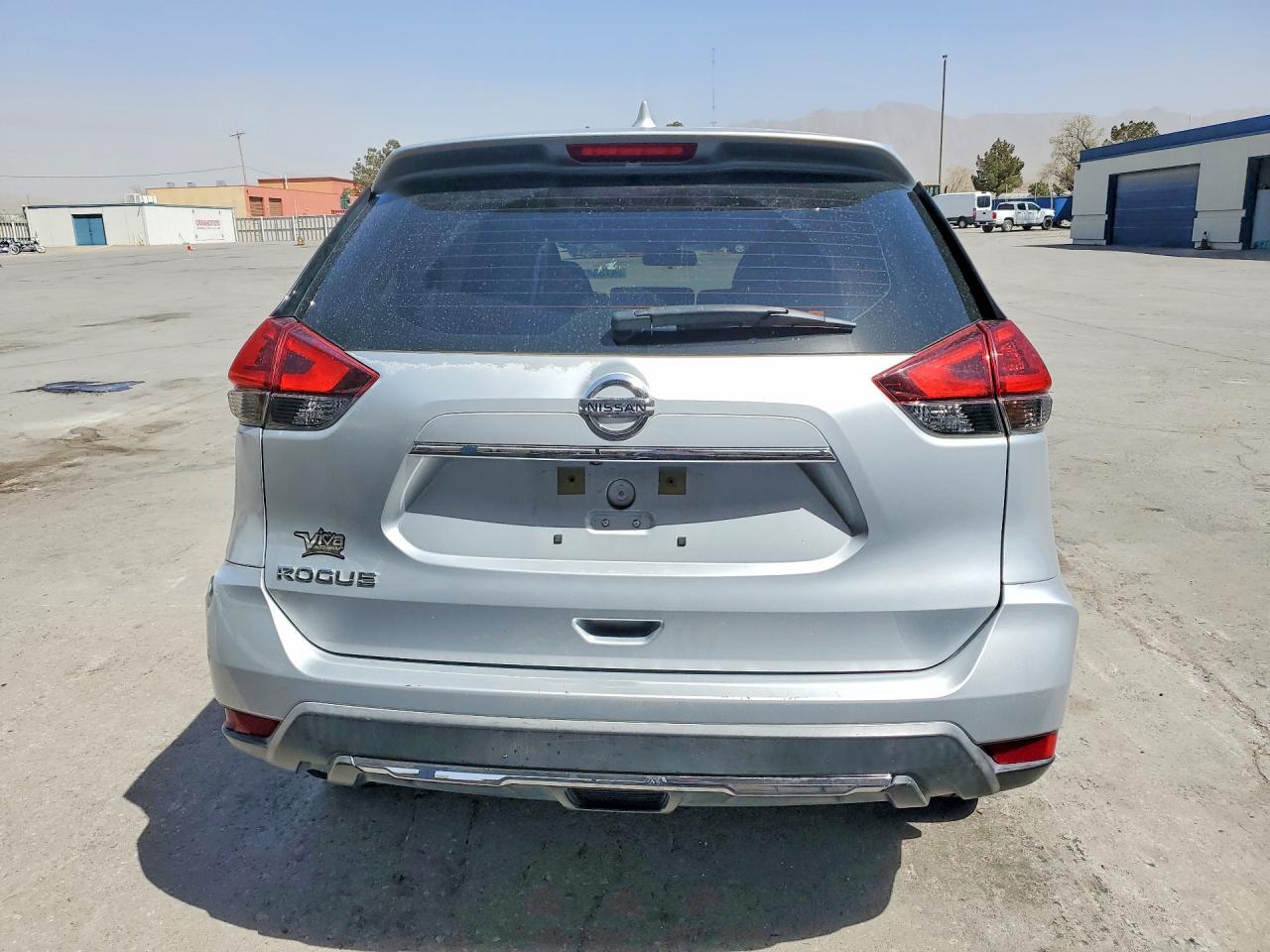 2018 Nissan Rogue S - Фото 6