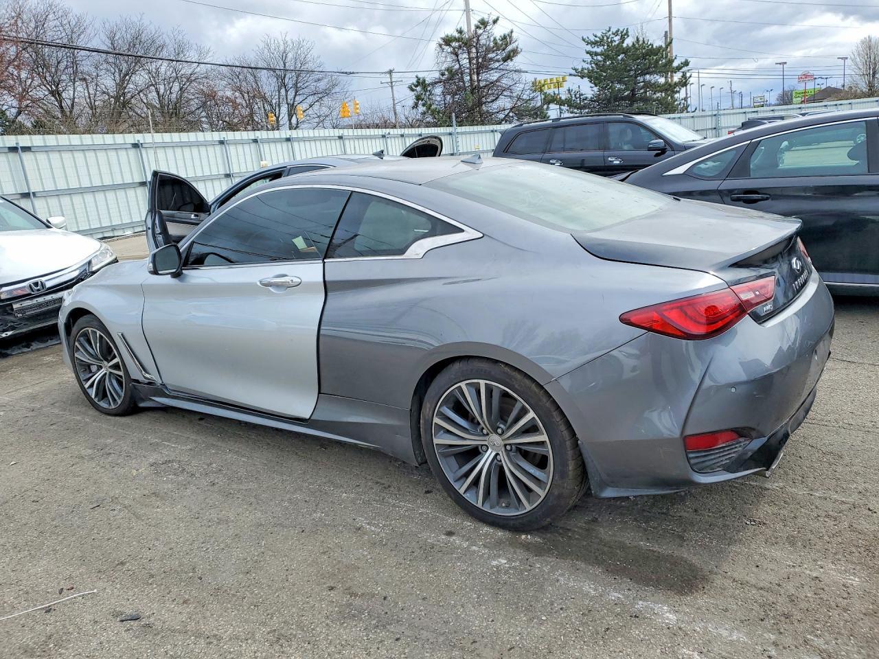 2017 Infiniti Q60 3.0T Premium - Image 2