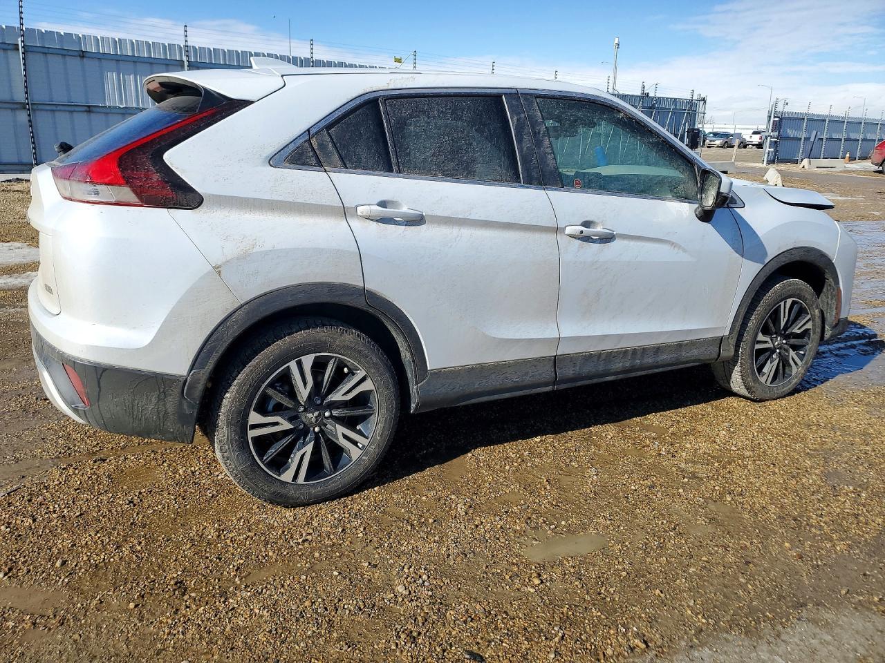 2025 Mitsubishi Eclipse Cross Le - Фото 3