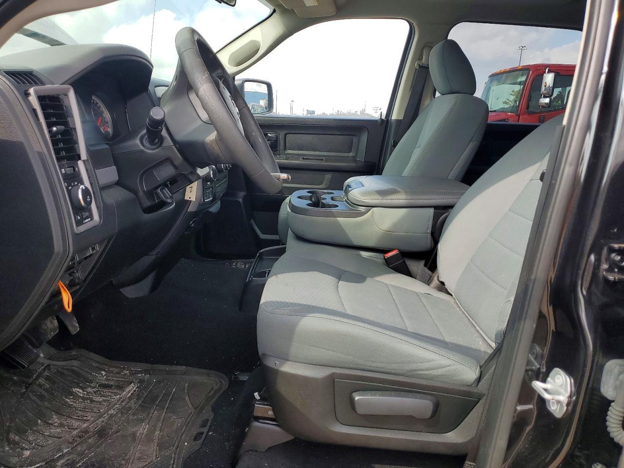 2018 Ram 1500 St - Image 7