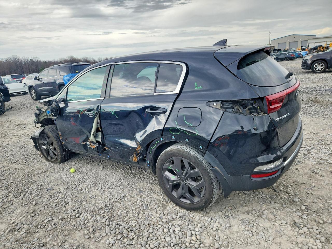 2022 Kia Sportage Lx - Image 2
