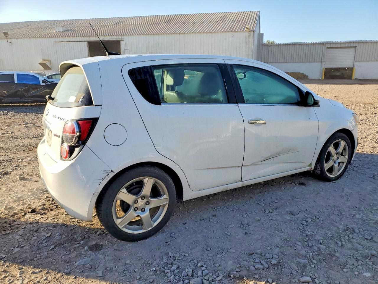 2014 Chevrolet Sonic Ltz - Фото 3