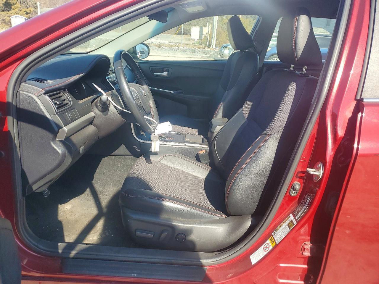 2017 Toyota Camry Le - Image 7