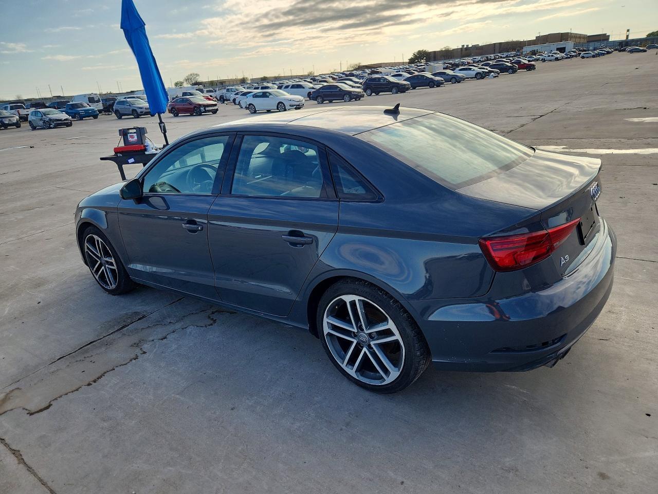 2019 Audi A3 Premium - Фото 2