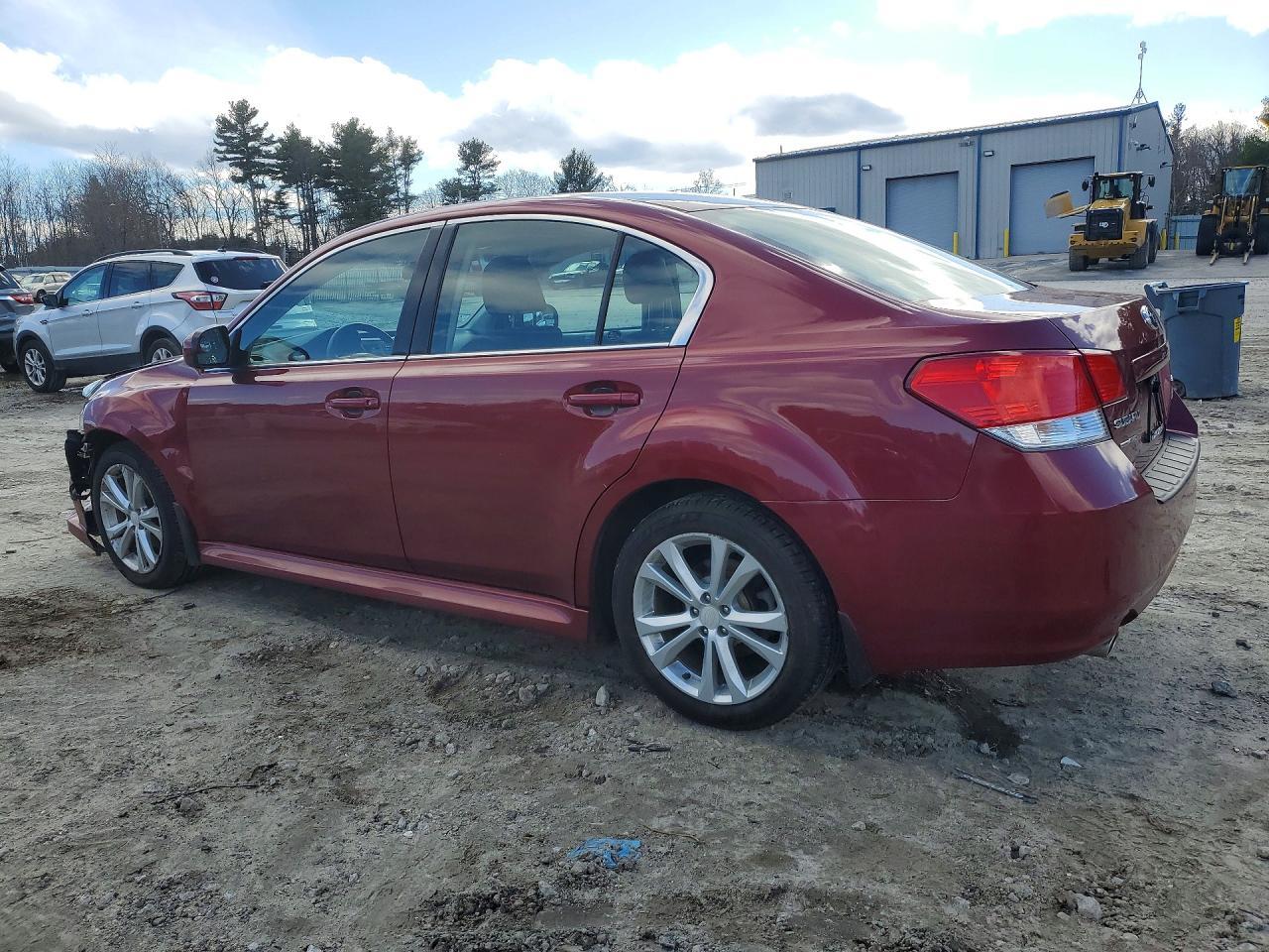 2013 Subaru Legacy 2.5I Premium - Фото 2