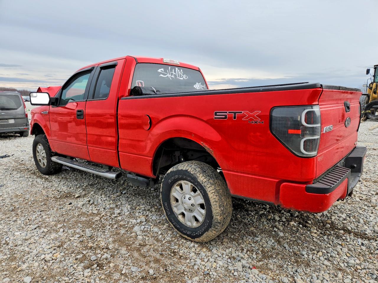 2011 Ford F150 Super Cab - Image 2