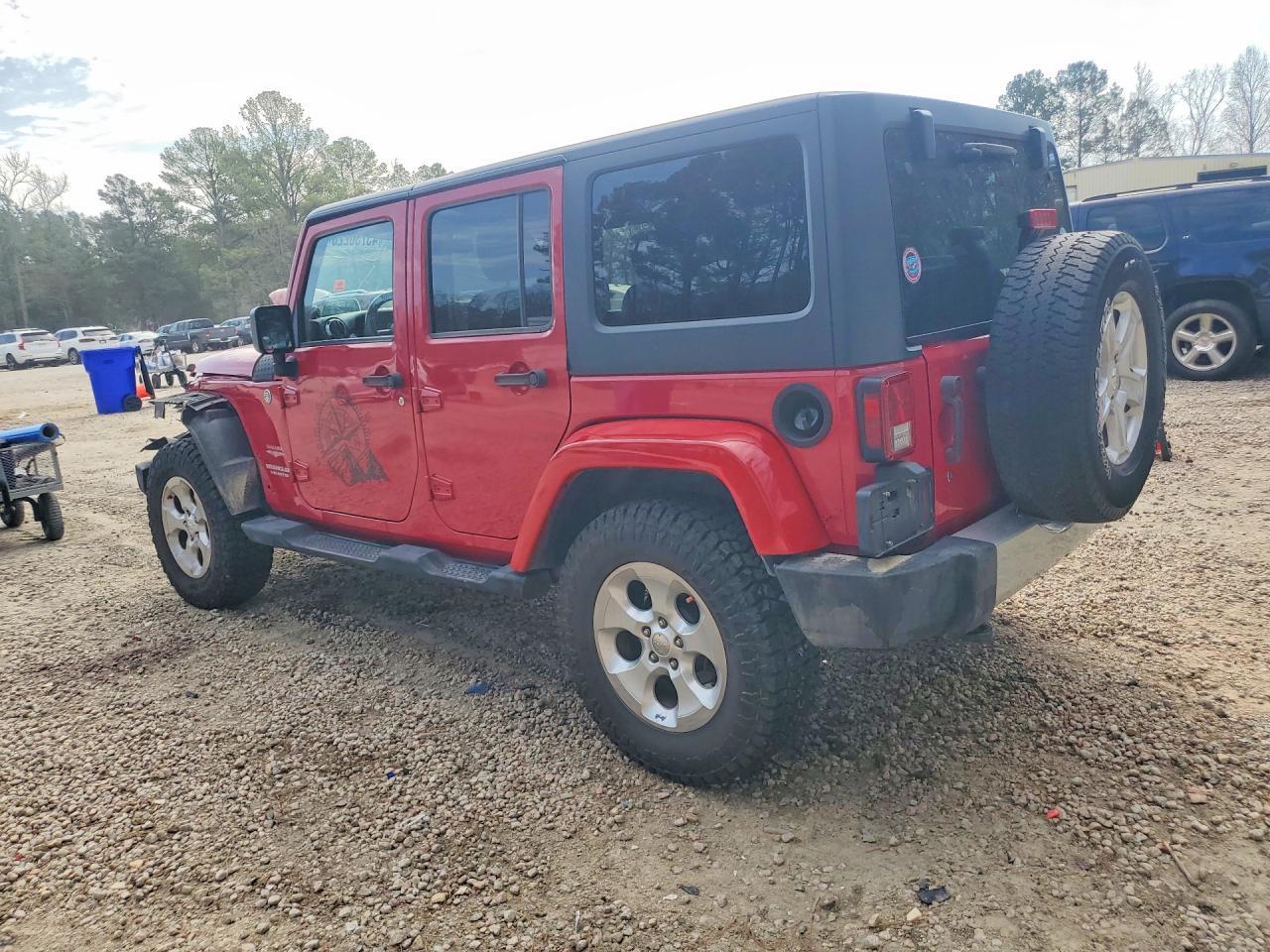 2011 Jeep Wrangler Unlimited Sahara - Фото 2