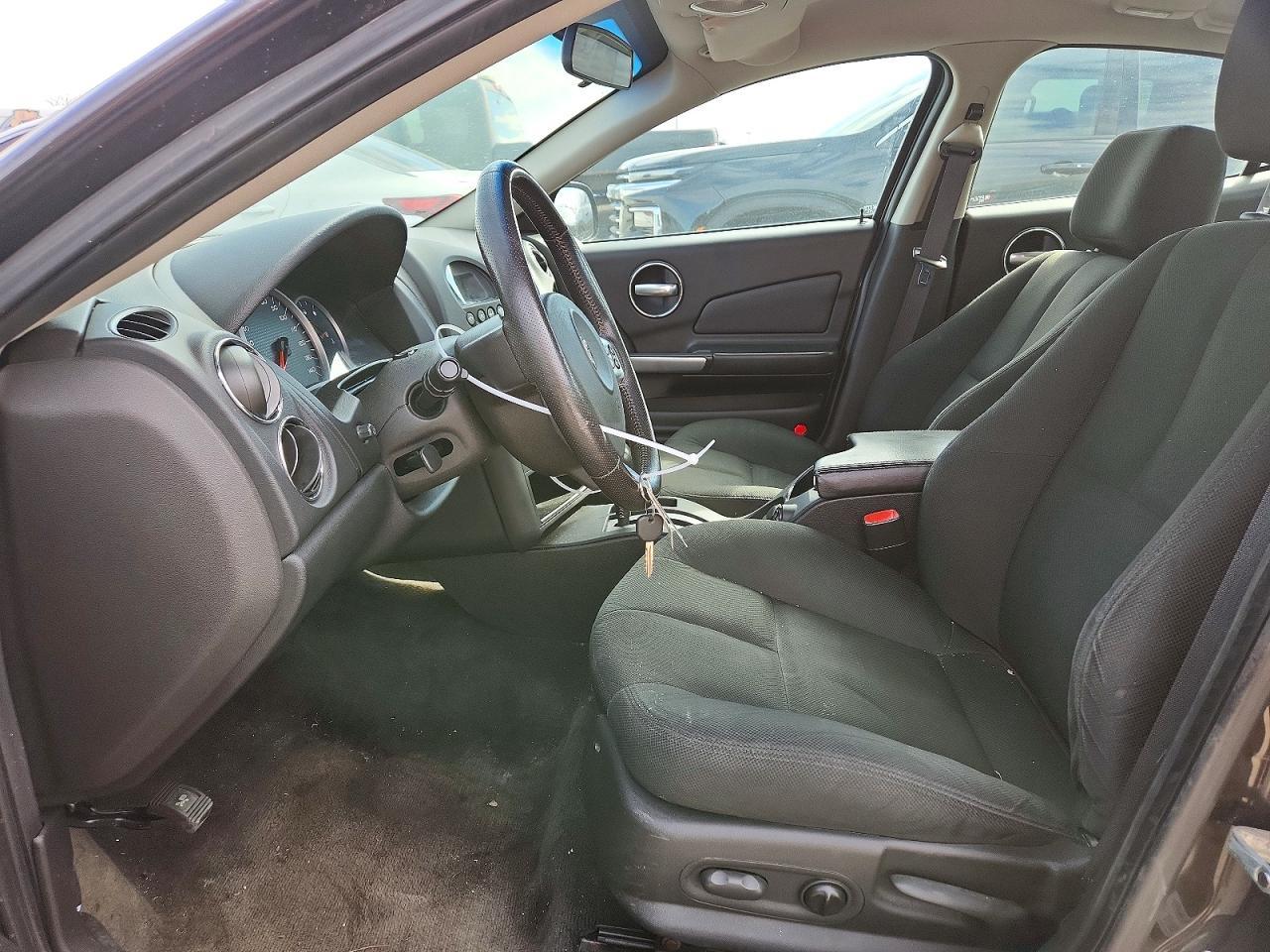 2008 Pontiac Grand Prix - Image 7